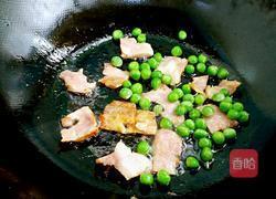 茄汁培根炒意面的做法图解6