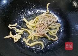 金针菇炒肉的做法图解3