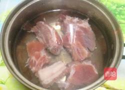 薏米冬瓜排骨汤的做法图解2