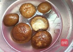 冬菇蒸滑鸡的做法图解2