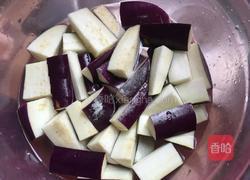 家常茄子烧肉的做法图解1