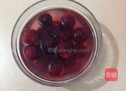 酸甜杨梅汤的做法图解1