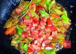 红椒绿意回锅肉的做法图解11