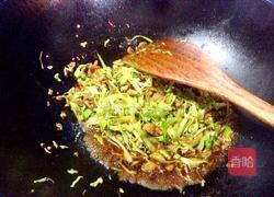 老干妈炒饼的做法图解11