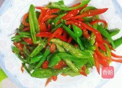 尖椒炒猪耳根的做法图解4