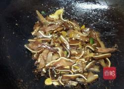 尖椒炒猪耳根的做法图解8