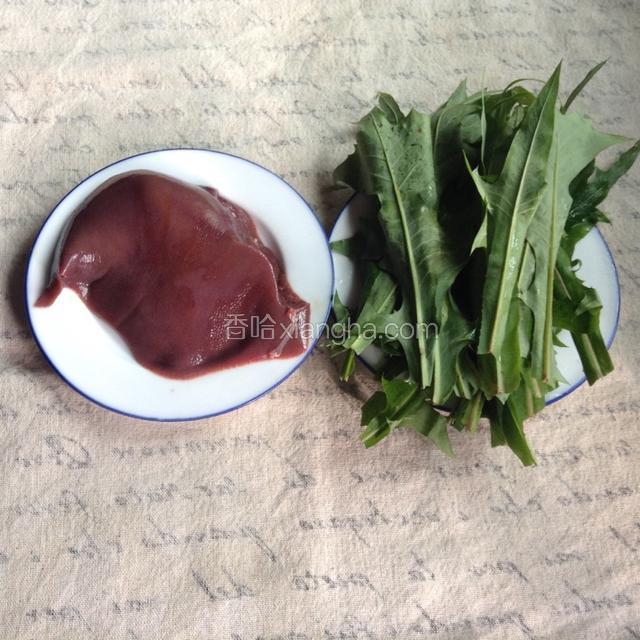 准备好食材。