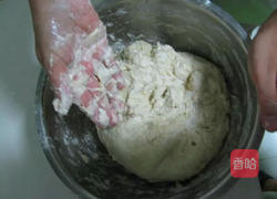 油条的做法图解4