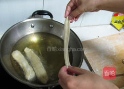 油条的做法图解9