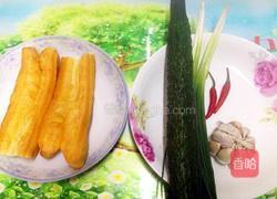 油条拌黄瓜的做法图解1