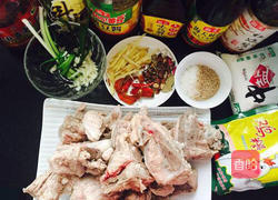 酱大骨头的做法图解1