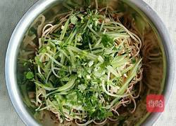 凉拌卤豆腐皮的做法图解4