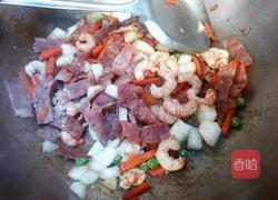 鲜虾培根芝士焗饭的做法图解2