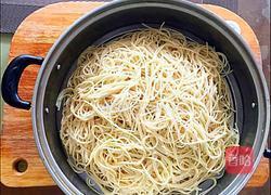 肉末热拌面的做法图解5