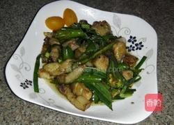 辣椒炒回锅肉的做法图解1