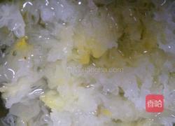 凉拌银耳的做法图解2