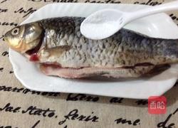 蒸鲫鱼的做法图解3