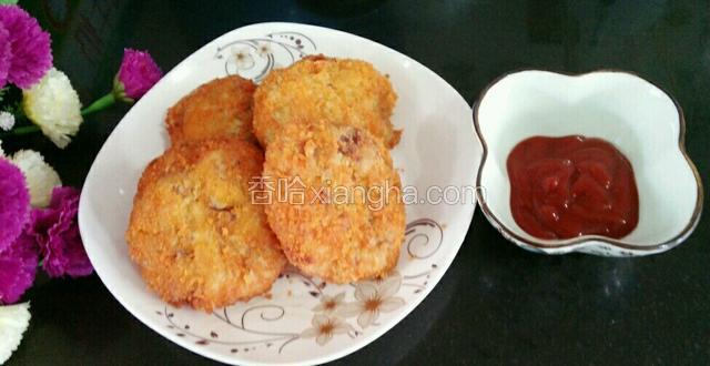 鸡肉可乐饼