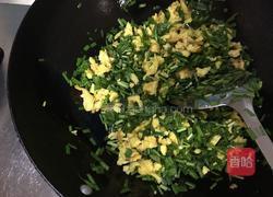 韭菜鸡蛋包子的做法图解8