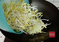 豆芽炒韭菜的做法图解5