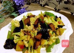 干煸腊味菜花的做法图解11
