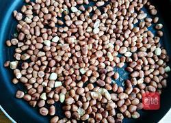 挂糖花生的做法图解4