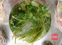 麻辣手撕茶树菇的做法图解3