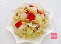 西芹腰果炒百合的做法图解5