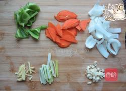 家常版溜肉段的做法图解1