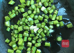 芦笋彩椒虾仁的做法图解4