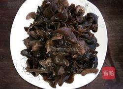 卤肉鸡蛋木耳的做法图解2
