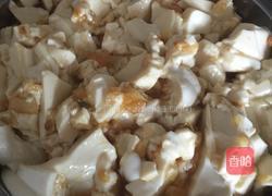 蒜汁拌内酯豆腐的做法图解3