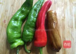 双椒炒素鸡的做法图解1