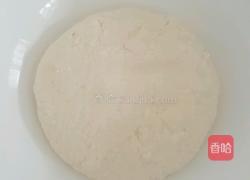 鸡蛋韭菜盒子的做法图解3