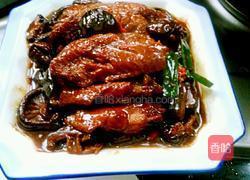 香菇焖鸡翅的做法图解16