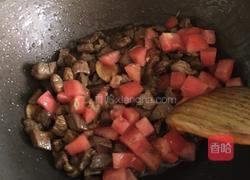 西红柿土豆胡萝卜炖牛肉的做法图解5