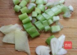 香菇鸡脯肉的做法图解3