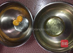 六寸戚风蛋糕的做法图解2