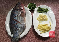 清蒸罗非鱼的做法图解2