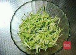 西葫芦鸡蛋饼的做法图解1