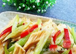 腐竹炒芹菜的做法图解10