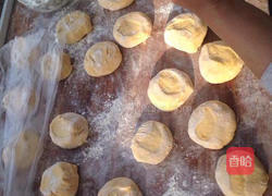 油炸南瓜饼的做法图解1