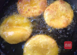 油炸南瓜饼的做法图解2
