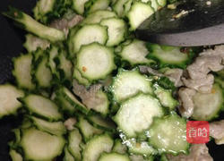 丝瓜炒里脊肉的做法图解4
