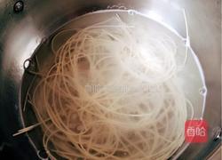 香葱麻油酱油面的做法图解2