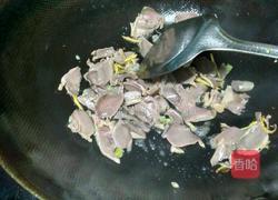 时蔬炒鸭肫的做法图解3