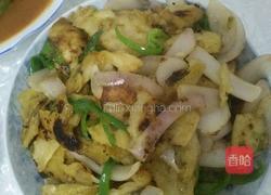 洋葱青椒炒饼的做法图解4