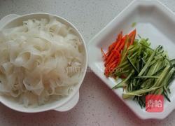 黄瓜拌粉皮的做法图解3