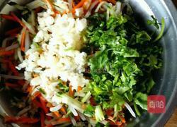 皮蛋什锦凉拌面的做法图解4