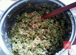 翡翠芸豆肉饺子的做法图解3